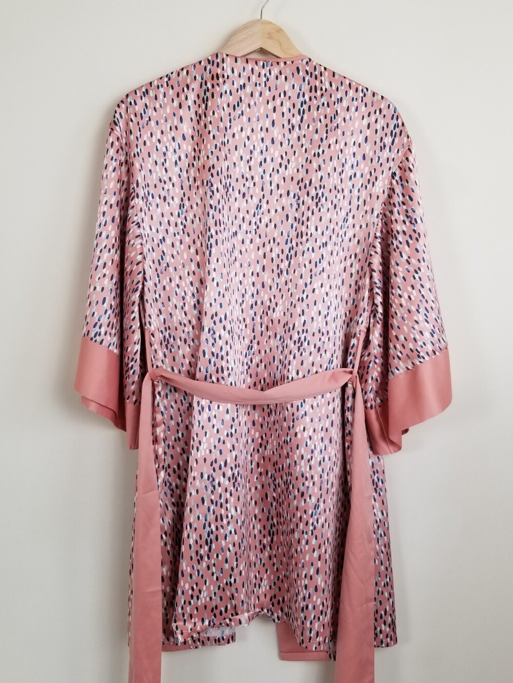 ThirdLove Robe Medium - Picture 6 of 9